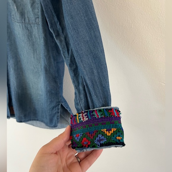 Jen’s Pirate Booty Distressed Denim Button Front Embroidered Flip-Cuff Shirt - Picture 7 of 13
